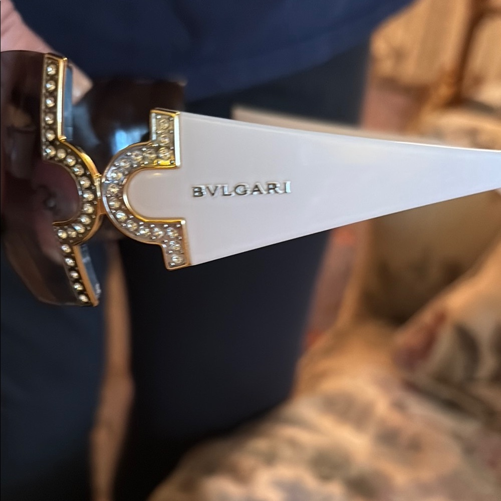 Bulgari Black and White Sunglasses Modern Accessories Swarofski crystals - Picture 7 of 7